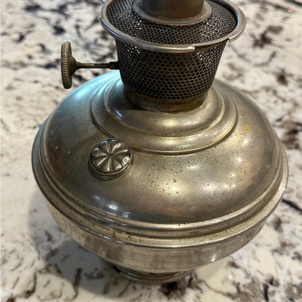 Aladdin no.6 Vintage Metal Oil Lamp